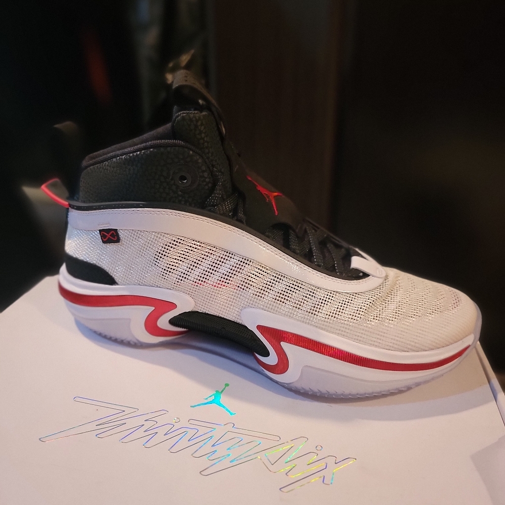 Jordan 36 Psychic Energy Size 11.5